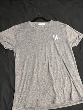 Men's Gray Crew Neck Graphic Tee - Lightweight Everyday Shirt